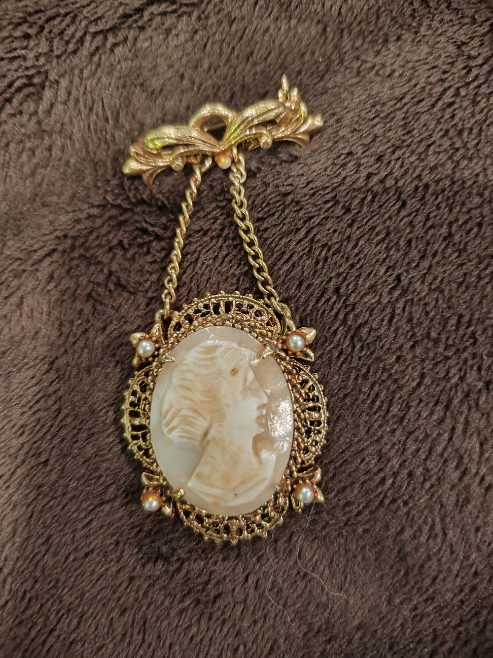 Gold-Tone Cameo Brooch with Cream Cameo and Faux Pearls